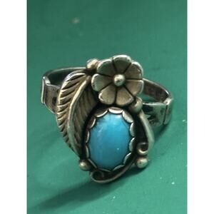 Signed WM Navajo Sterling Silver Turquoise Ring Floral Design Size 7